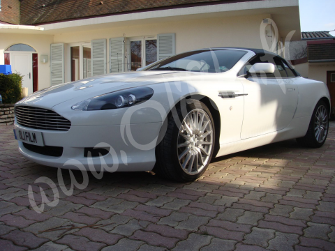 Aston Martin : DB9